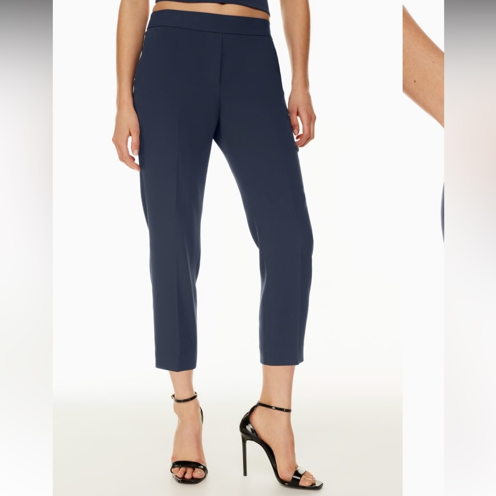 Aritzia Babaton Conan Cropped crepe trousers Blue